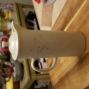 Thomas Obrien Tea Pot Snow Leaf